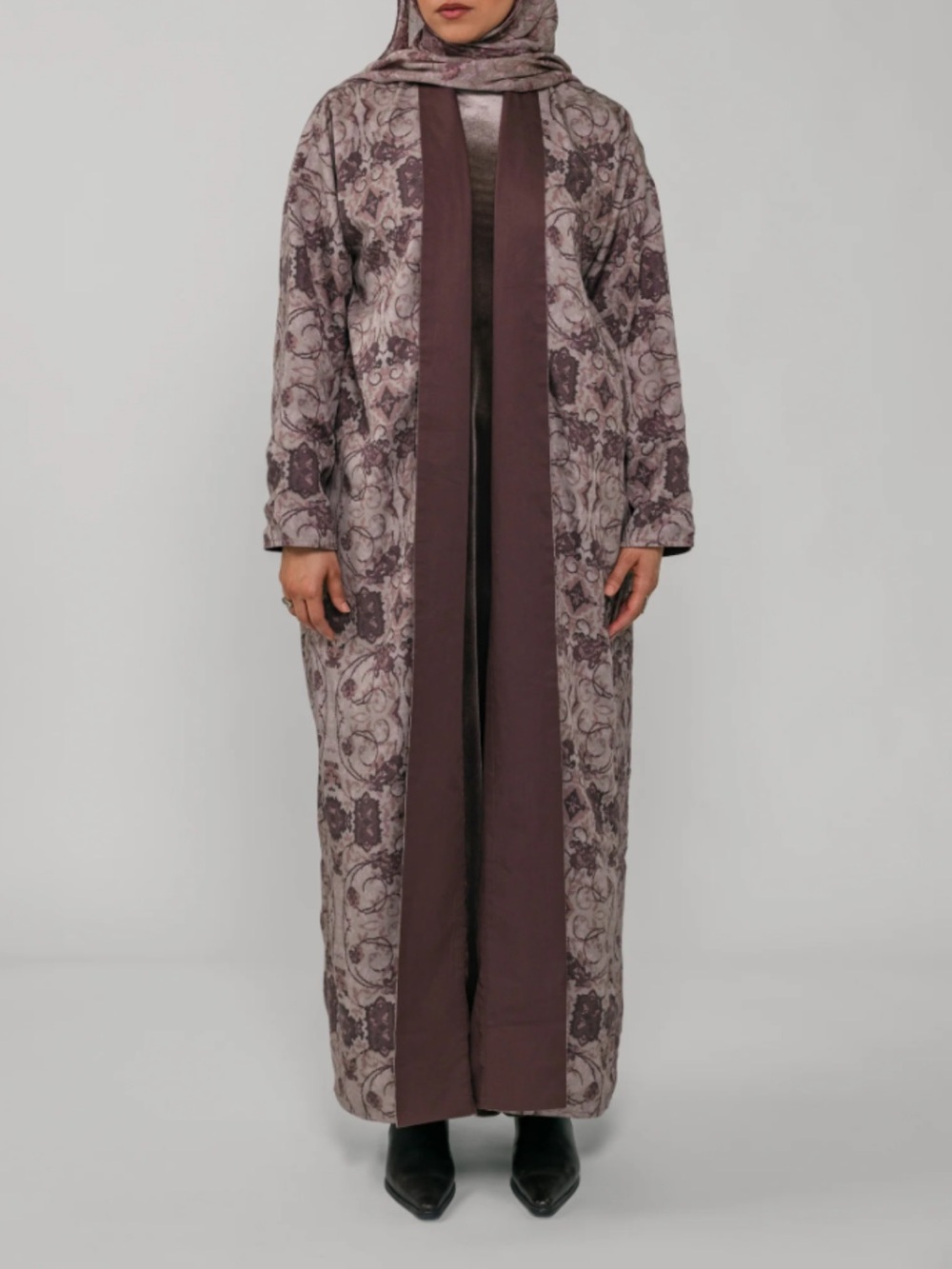 Vela reversible abaya in tapestry